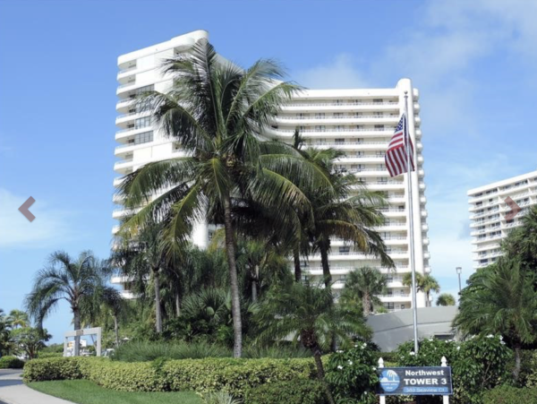 Marco Island Beachfront Condo Views Large Balcony